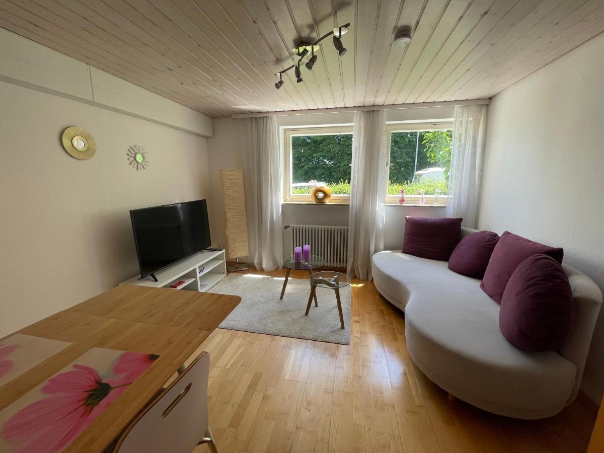 טובינגן 2-Zimmer-Nichtraucher-Ferienwohnung Strobel מראה חיצוני תמונה